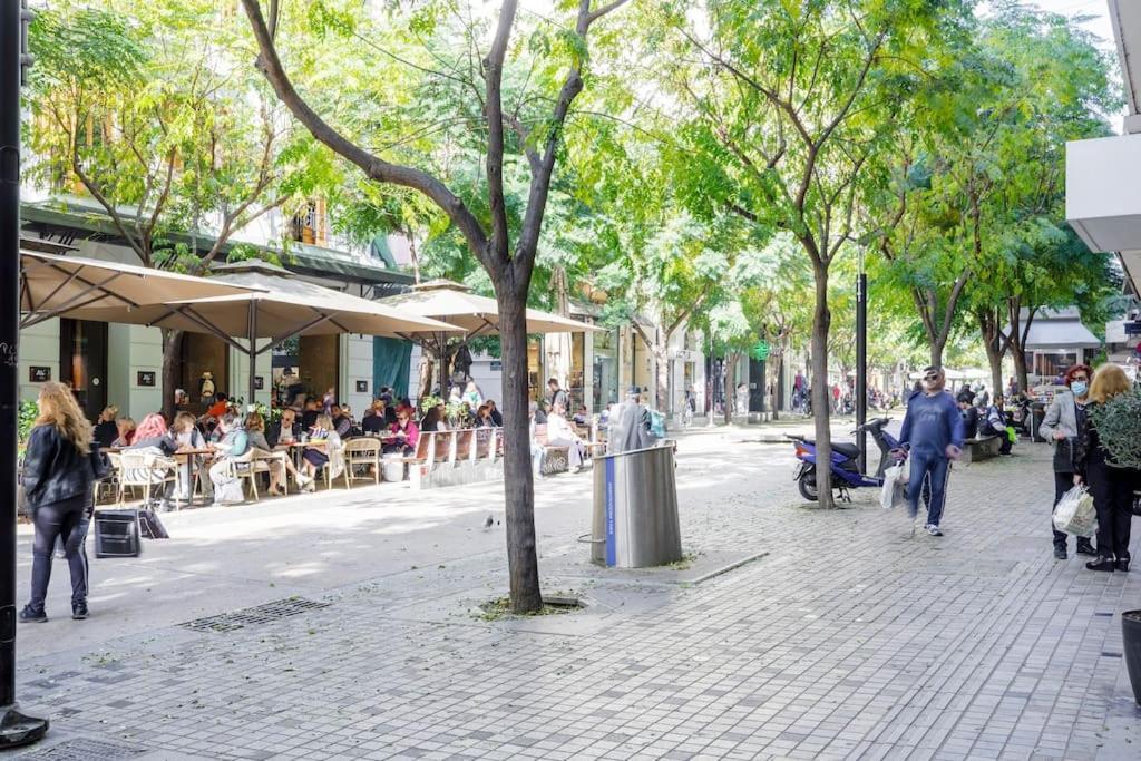 Апартаменти Ag.Sofias Pedestrian Area Luxury Ap. & Big Balcony Салоніки Екстер'єр фото